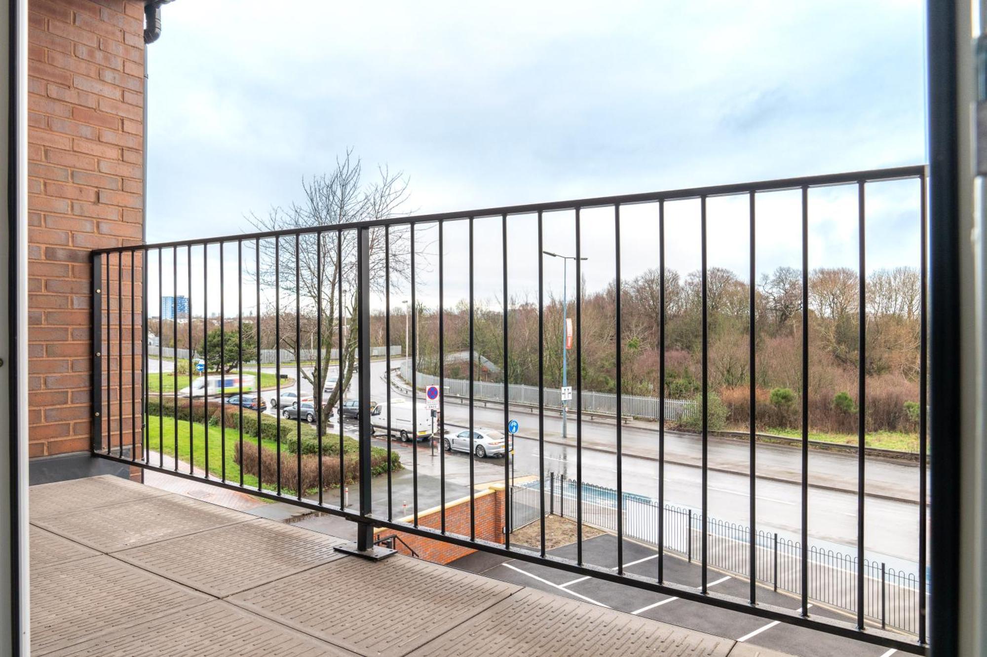 Apartamento Two Bedroom - Balcony - Parking - Netflix - Wifi - 8mc Birmingham