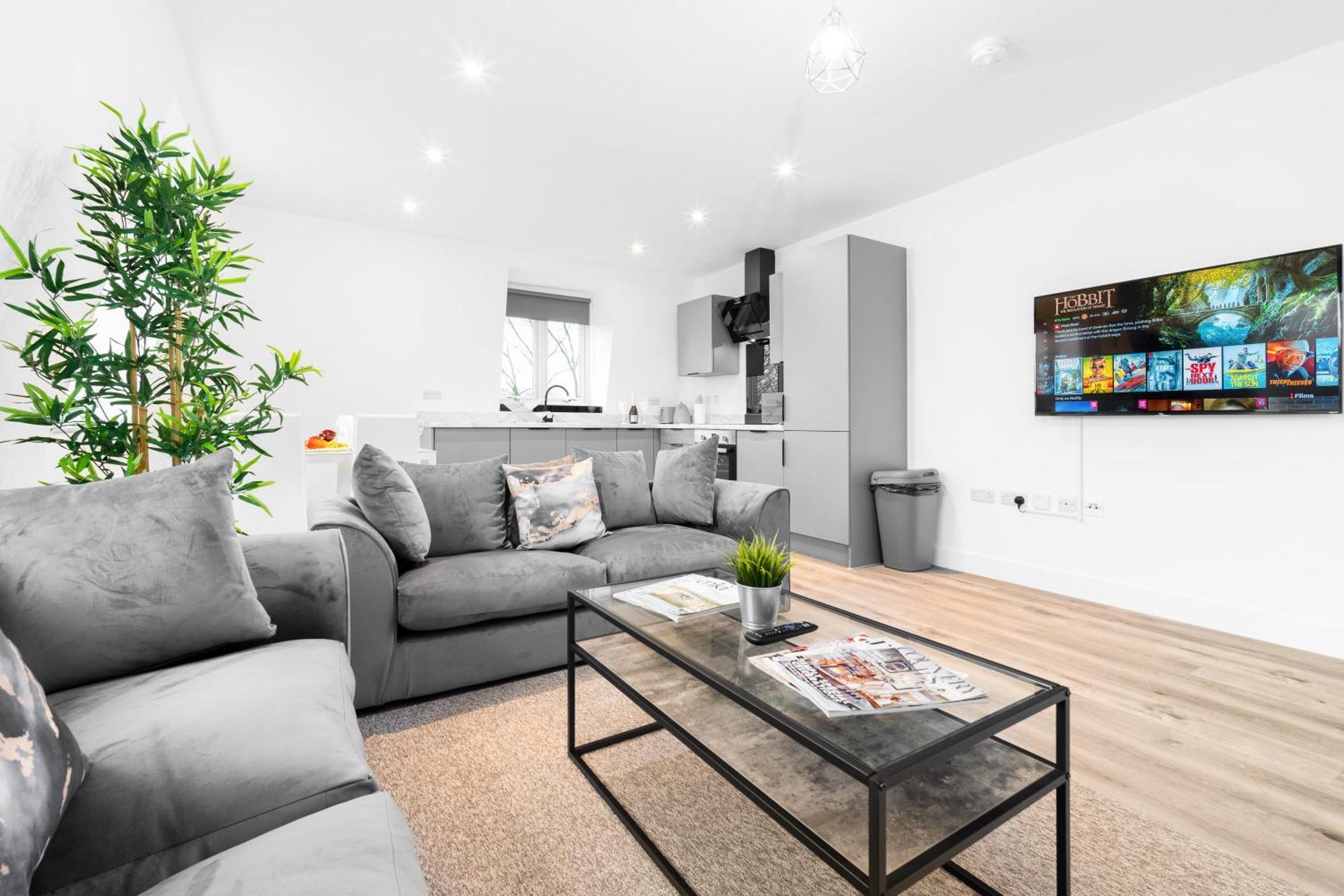 Apartment Two Bedroom - Balcony - Parking - Netflix - Wifi - 8mc *